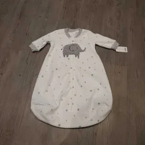 Carters white elephant fleece new with tags sleepsack 0-3m
