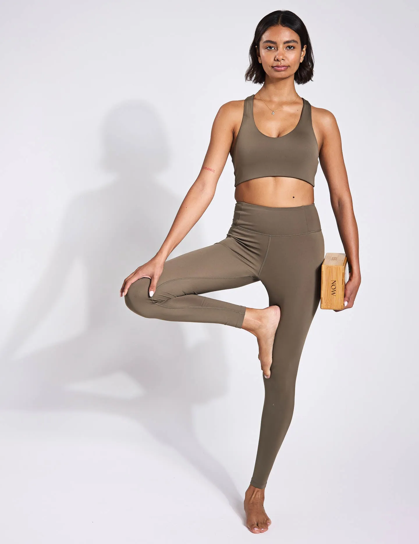 FLOAT High Waisted Legging - Cured Green