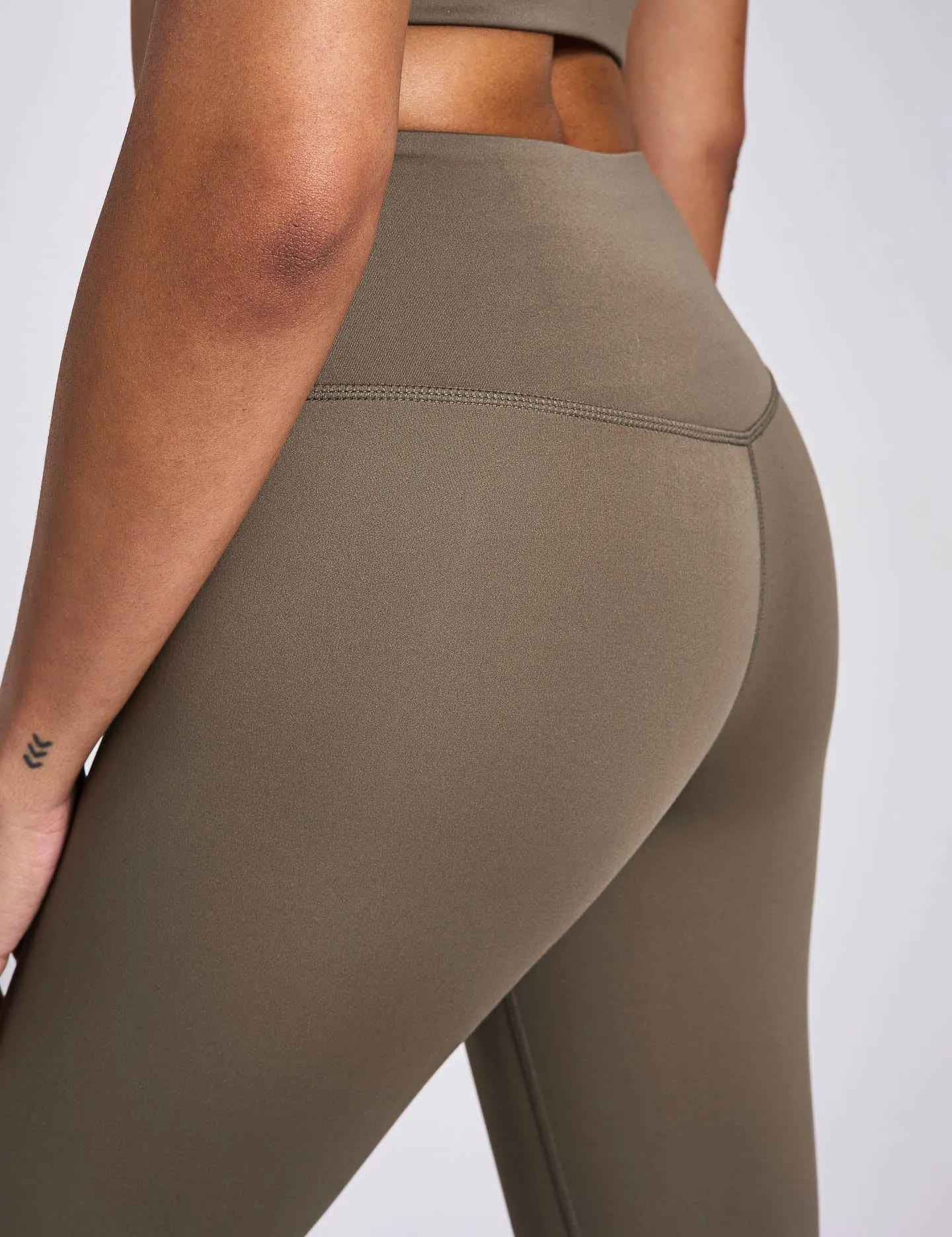 FLOAT High Waisted Legging - Cured Green