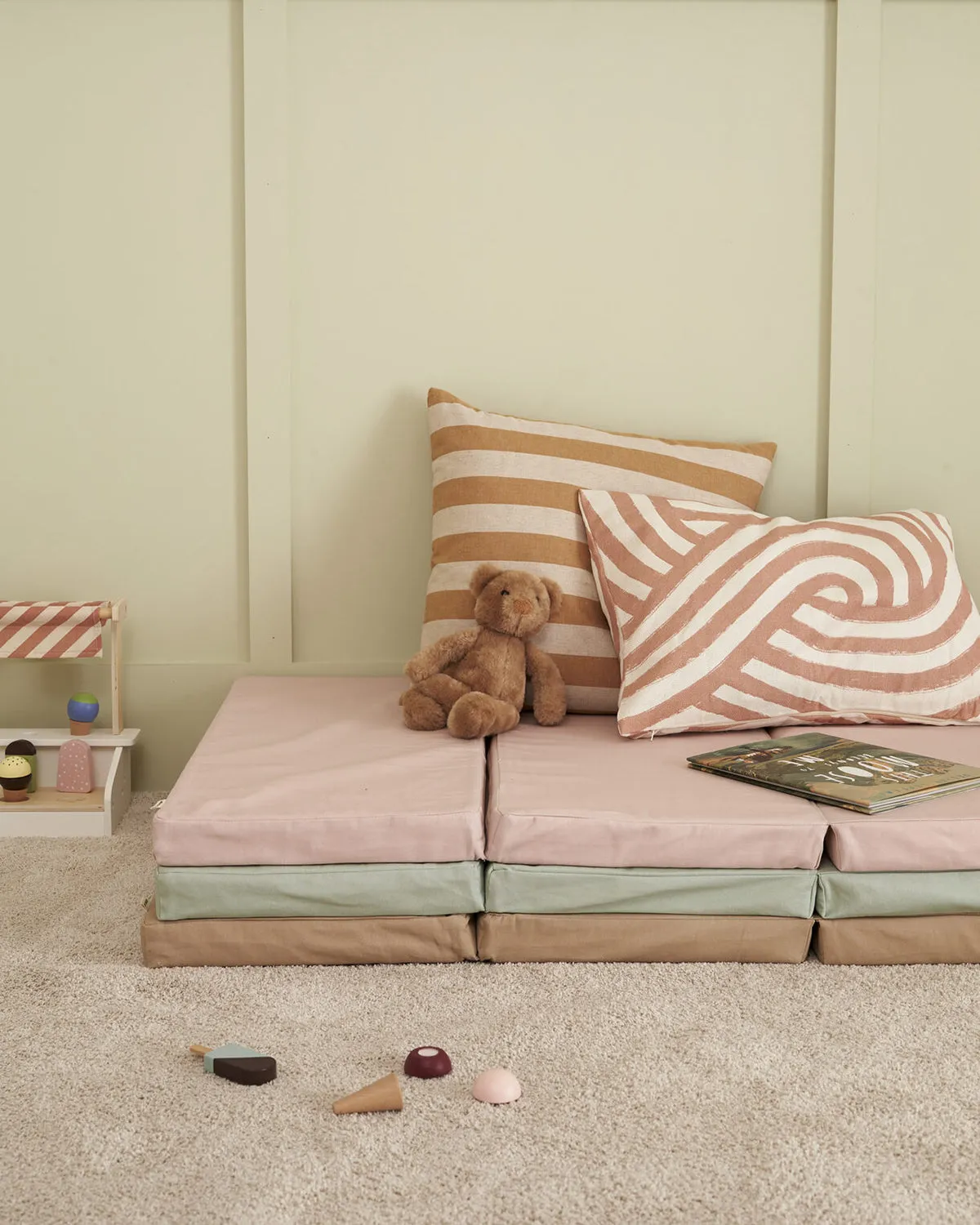 Kids Concept Foldable Play Mat - Light Pink