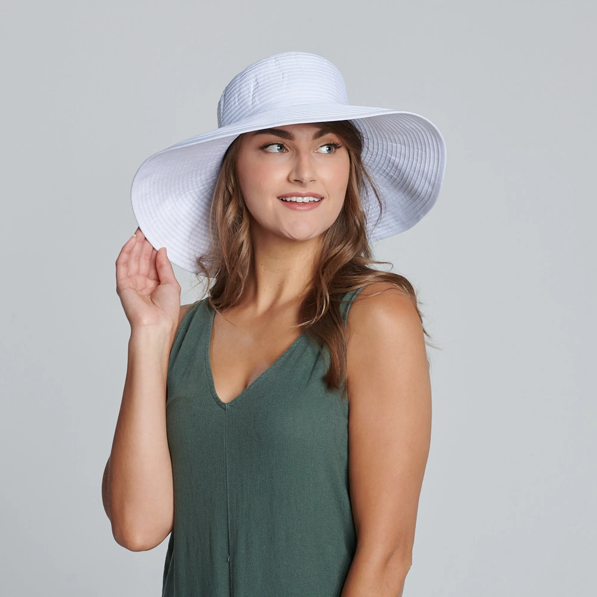 Women's Ribbon Braid Large Brim Hat