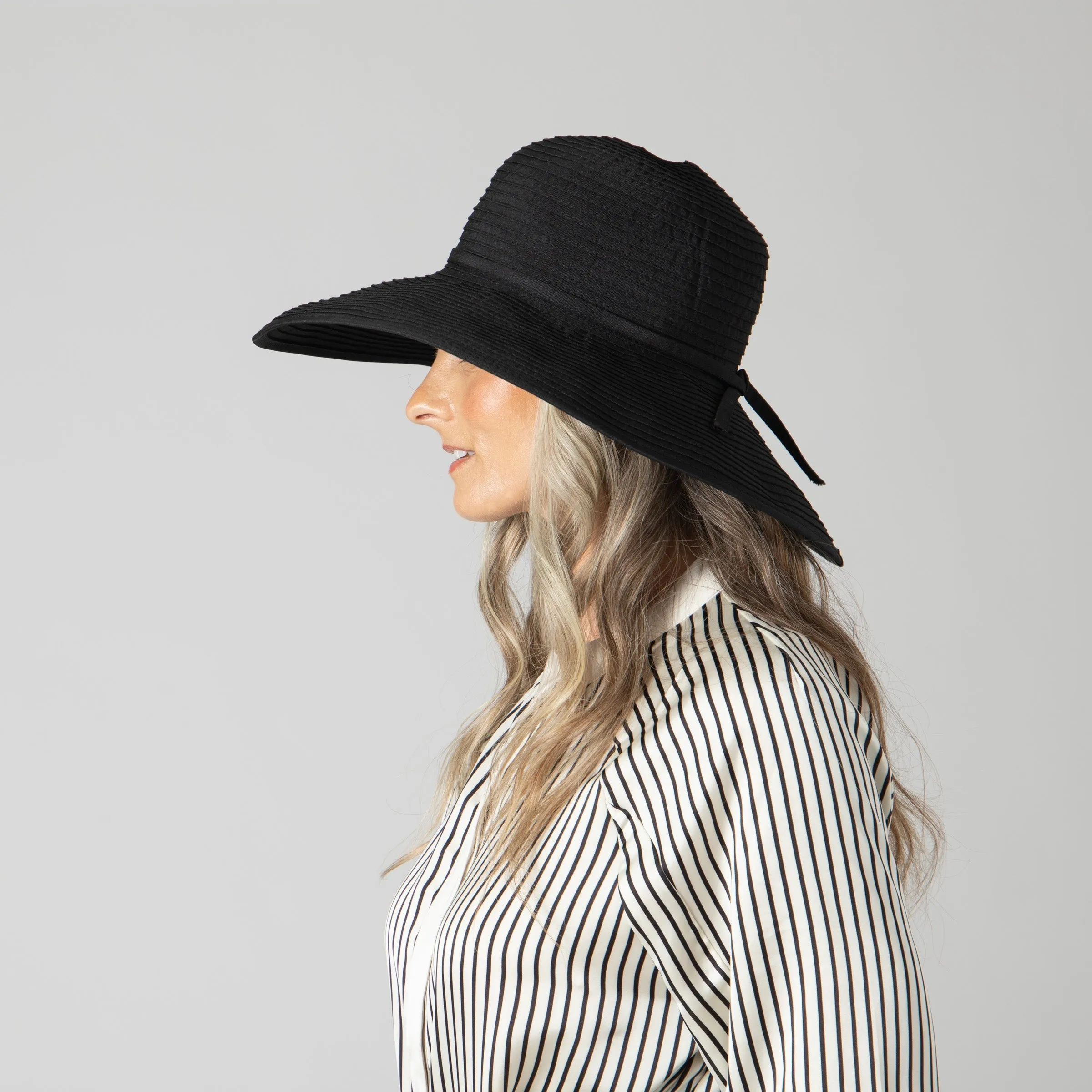 Women's Ribbon Braid Large Brim Hat